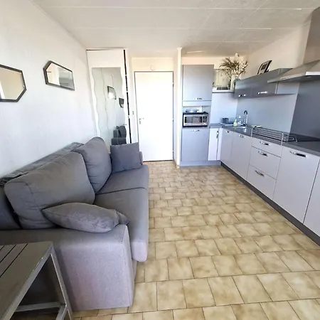 Appartement Résidence L'escale - 4 Personnes Le Barcares. Réf: 8esc_207 Mae-9473 Le Barcarès